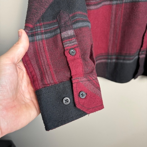 Burnside‎ Men's Wine Plaid Long Sleeve Flannel Button Up Shirt Size X-Large - Picture 2 of 14